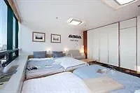מלון סיאול Swanhouse בית הארחה